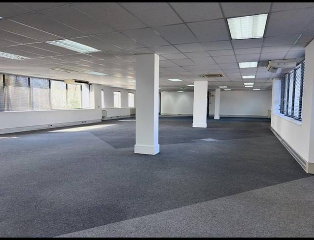 BUSINESS PROPERTY TO RENT IN NEWLANDS